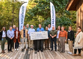 현대차, 트로이 대학에 2만5천불 기부