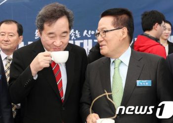 박지원 “개딸들 ‘이낙연 몰아내자’? 이건 아냐, 尹이 바라는 일…뭉쳐야”