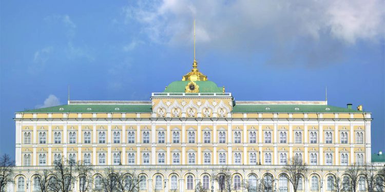 러 “우크라 드론, 푸틴 암살 실패…푸틴, 평소처럼 직무 수행 중”