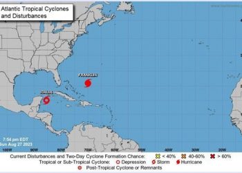 美 동부로 북상하는 허리케인 ‘프랭클린’…”재앙 수준” 피해 경고