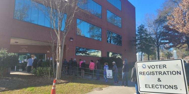 [르포] 美민주 첫 경선 SC 흑인들 “우리 가족·이웃 100% 바이든 지지”