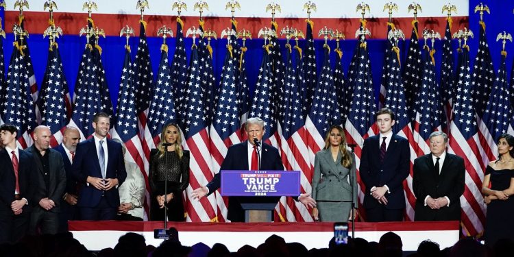 트럼프 행정부 통제 강화, 미국 민주주의 근간 흔든다