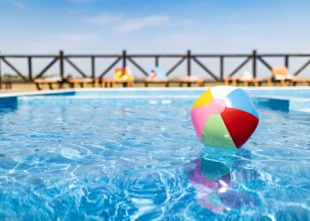 5월부터 익사 사고율 급증… 수영장 이용수칙 준수해야