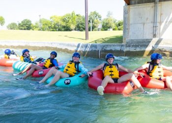 화이트워터 튜빙, 몽고메리 화이트워터 파크에 도입