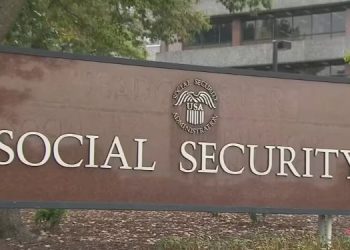 일부 미국인 사회보장 수령액 50% 삭감