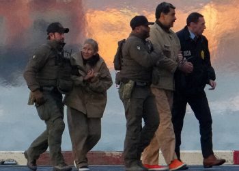 미 법정 선 마두로 “나는 전쟁포로… 여전히 대통령”