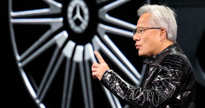 젠슨 황, 블랙웰 4배 성능 ‘루빈’ 공개… 연말 공급 선언