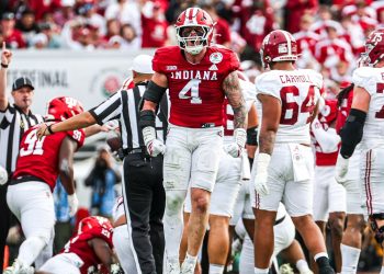 앨라배마, 로즈볼서 인디애나에 38-3 참패…프로그램 역사상 최악의 패배