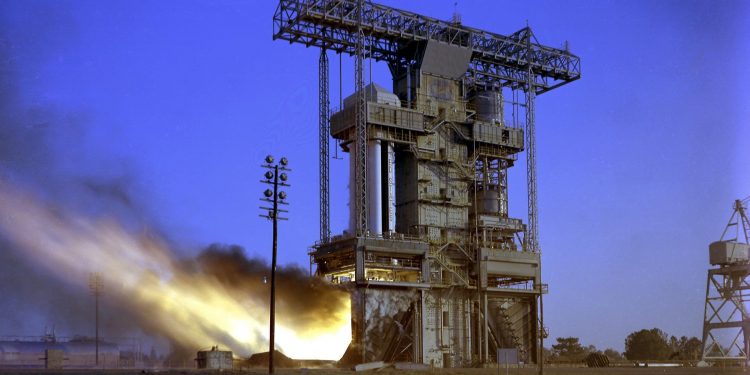 NASA, 헌츠빌 상징적 시험시설 철거… 인프라 대전환 시동