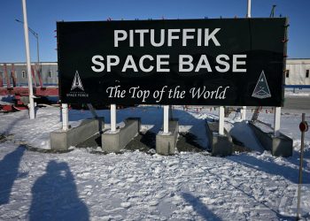 그린란드 ‘통째 병합’ 대신 절충안…미군 기지 美주권 인정 카드 급부상