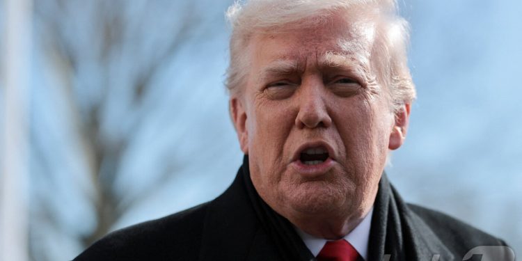 트럼프 “한국과 해결책 찾겠다”…관세 25% 압박 속 여지 남겨