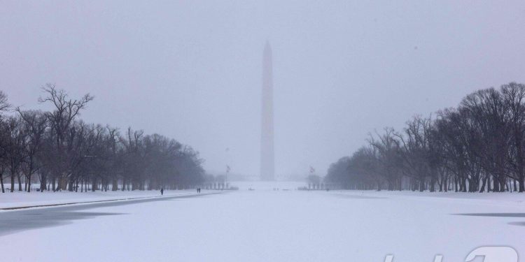 미국 초강력 눈폭풍 참사