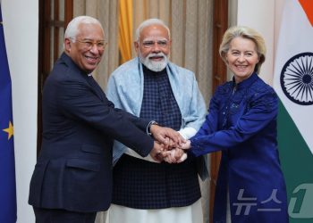 인도·EU, 20년 끈 협상 끝냈다…세계 GDP 4분의 1 묶는 초대형 FTA