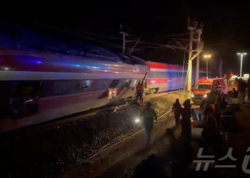 스페인 고속열차 정면충돌 사망자 40명으로 증가…추가 사망 가능성