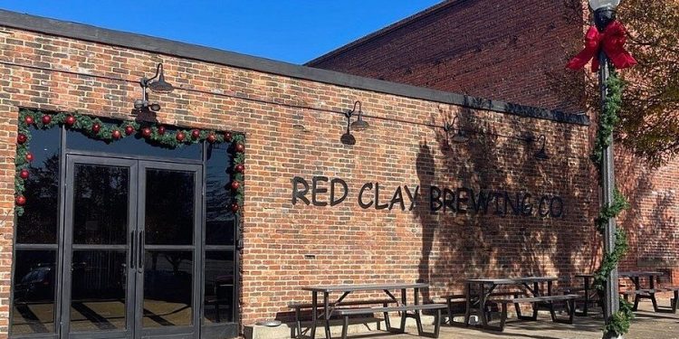 오펠라이카 인기 수제맥주 양조장, 11년 만에 문 닫는다