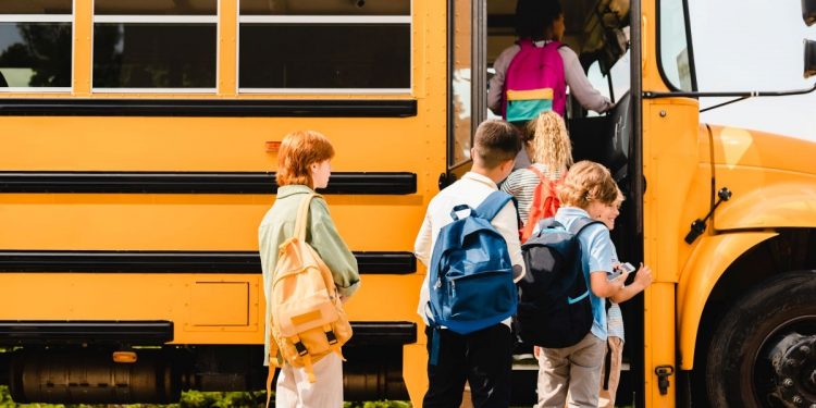 버스기사 없어서 난리…앨라배마, 해법 꺼냈다