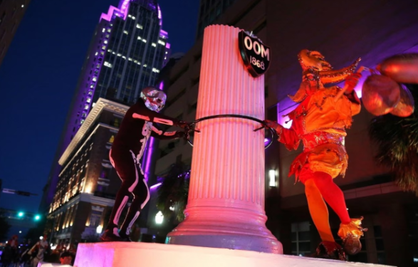 마디그라 기다리기 힘들다면? 모빌은 이미 시작됐다