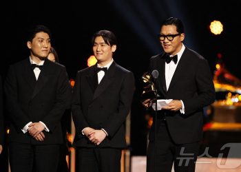 K팝, 그래미 역사 새로 썼다…‘골든’, 한국 작곡가 최초 수상 쾌거