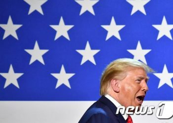 트럼프,  3분기 GDP 성장에 환호 “바이든 당선되면 끝”