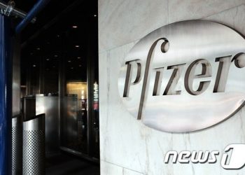 화이자 12월 출시 앞두고 사상 최대 운송 작전 준비중