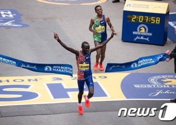 보스턴 마라톤 코로나19에 2년 연속 연기돼