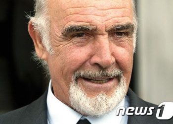 우유배달원서 제임스 본드로…전설적 배우 숀 코너리 별세
