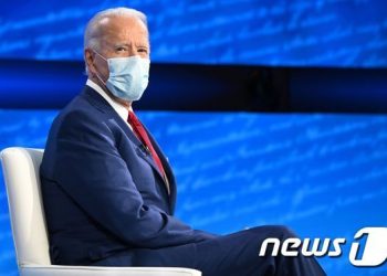 바이든, 차남 마약-성행위 동영상 의혹에 발목 잡히나