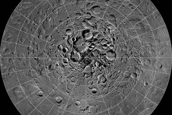 나사 “달 표면에 충분한 물 있다…우주선 연료 활용 가능”