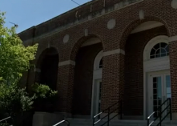 오번시 의회, 실내 술집 서비스 규제 해제