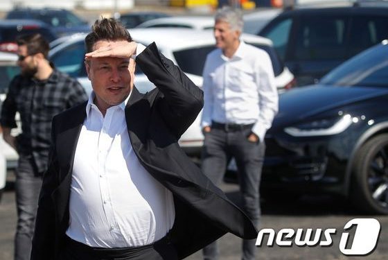 테슬라 주가 500% 폭등…머스크, 게이츠 제치고 세계 2위 부호
