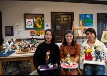 ‘천년의 얼’ 미국에 알리는 앨라배마 한지 공예가 3인방