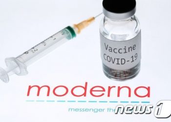 FDA “모더나 백신 부작용, 피로감·두통·근육통 정도”