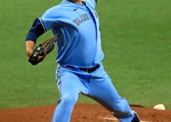 류현진, 최고의 좌완투수 랜디 존슨과 나란히…2020 워렌 스판상 수상