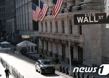 다우 0.6% 상승 마감… S&P500-나스닥 사상 최고 경신