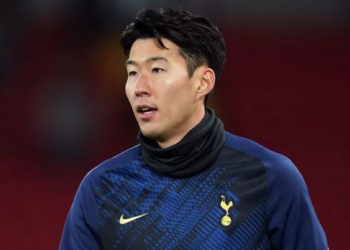 손흥민 “가장 유명한 한국인? 나보다 BTS…나도 팬이다”