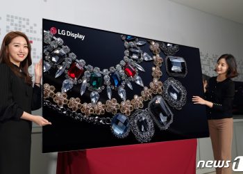 美 컨슈머리포트, 크리스마스 시즌 추천 TV로 삼성·LG 제품 선정