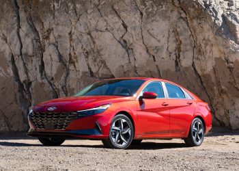 “디자인·성능 다 갖췄다” 현대차 아반떼, ‘2021 북미 올해의 차’ 선정