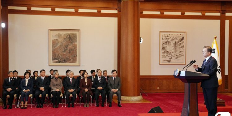 문대통령, 내일 신년사 발표…MB·朴 특사 관련 언급 없을 듯