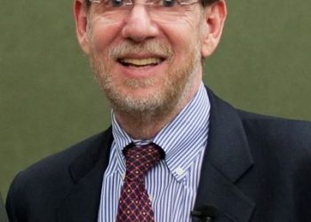 바이든, ‘코로나 백신 차르’에 케슬러 전 FDA국장 선임