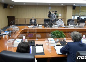 ‘박원순 성희롱’ 결론에 6개월 걸린 인권위