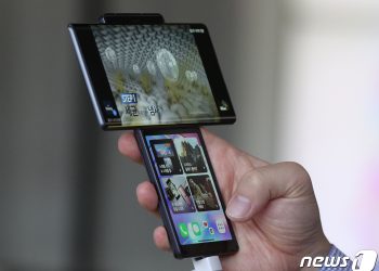 ‘생사 기로’ LG폰…23분기 연속 적자 행진