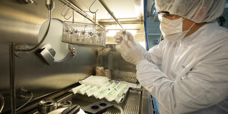 코로나 변이에 항체치료제 시장 후끈…1세대 치료제는 ‘주춤’