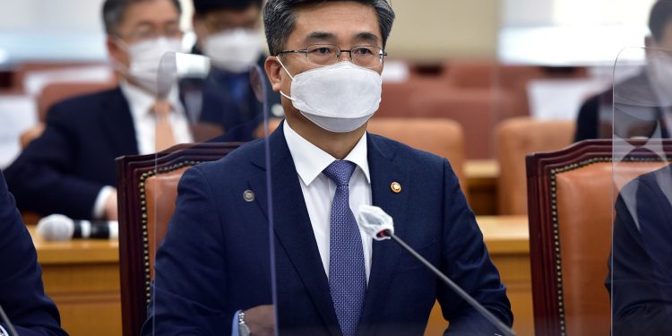 北민간인 ‘수영귀순’ 경계실패…서욱 “실망 안겨 죄송”