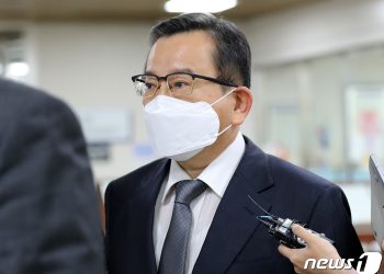 ‘김학의 불법출금’ 보고라인 줄줄이 소환…이성윤만 남았다