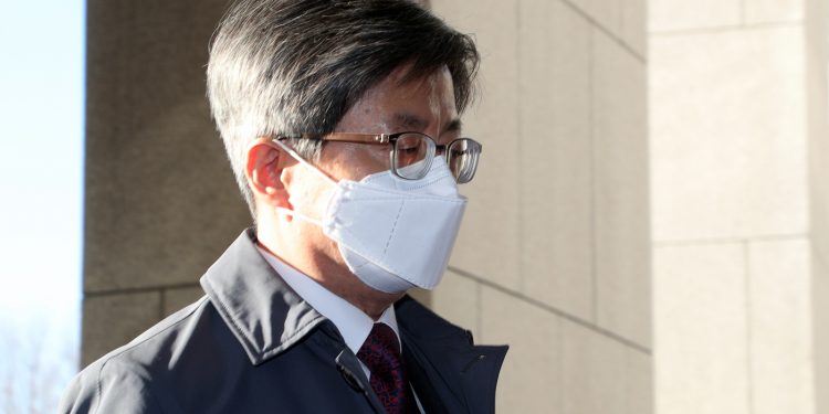 명절 뒤에도 여전한 김명수의 ‘침묵’ 출근