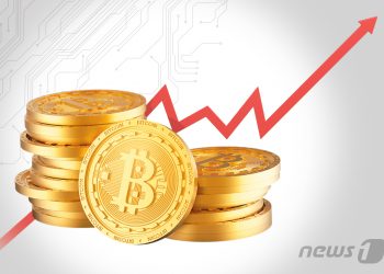 블룸버그 “사상최고가 경신한 비트코인 10만달러 간다”