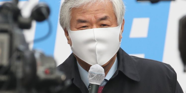 전광훈 측 “인권위 ‘수갑호송’ 인권침해 판단, 의미있는 결정”