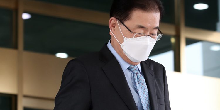 정의용 유엔인권이사회 불참하고 차관 “北 인권 우려” 발표, 왜?