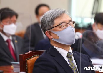 최재형 “공무원 행정행위는 법 잣대 들이대면 안된다? 동의 못해”