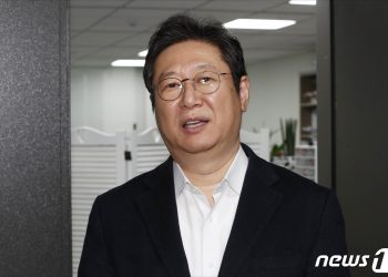 최형두 “황희, 병가 내고 본회의 빠지고는 가족과 해외 여행”